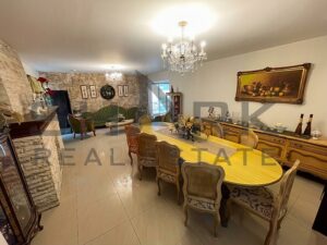 Casa en venta con departamento, calle Carranza esquina Ejercito Mexicano; colonia Flores Magon, Ciudad Madero, Tamaulipas