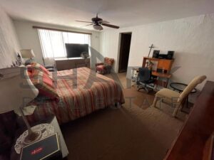 Casa en venta con departamento, calle Carranza esquina Ejercito Mexicano; colonia Flores Magon, Ciudad Madero, Tamaulipas