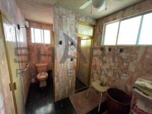 Casa en venta con departamento, calle Carranza esquina Ejercito Mexicano; colonia Flores Magon, Ciudad Madero, Tamaulipas